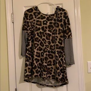 Leopard print with stripes lightweight hoodie